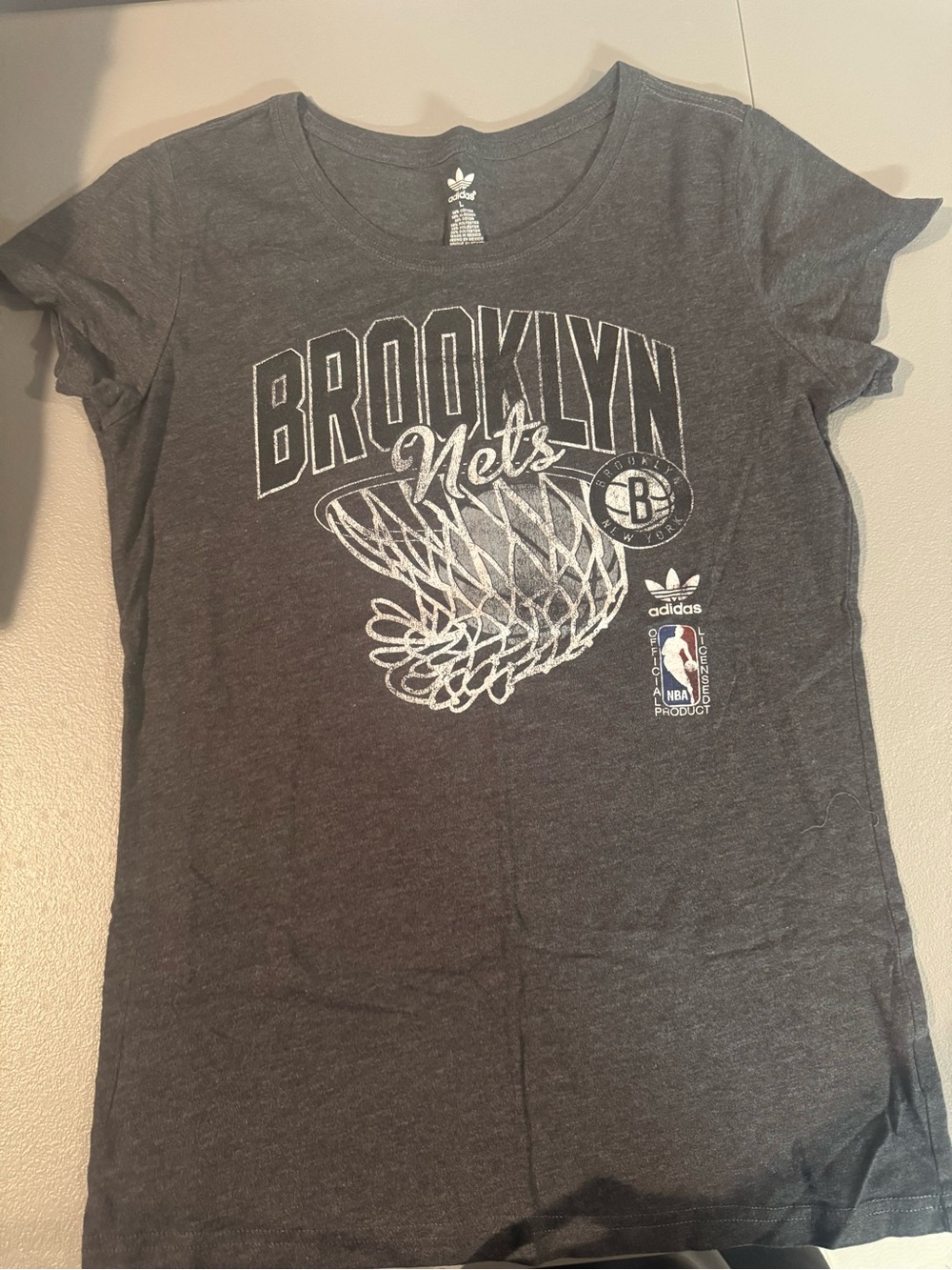 Adidas Women’s Brooklyn Nets Gray Graphic Tee